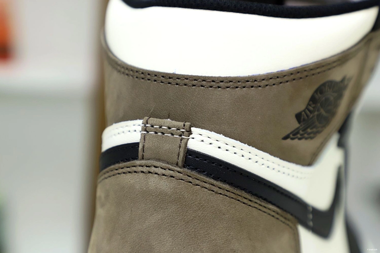 OG MOCHA' AIR 'DARK RETRO HIGH 1 JORDAN 1231